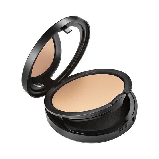 BASE NC15  STUDIO FIX POWDER 